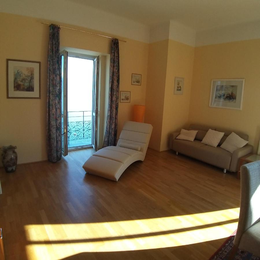 Fantastic Lake And Mountain View, First Row Lakeside Gmunden Extérieur photo